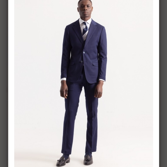 Blue Suit - Picture 6 of 6